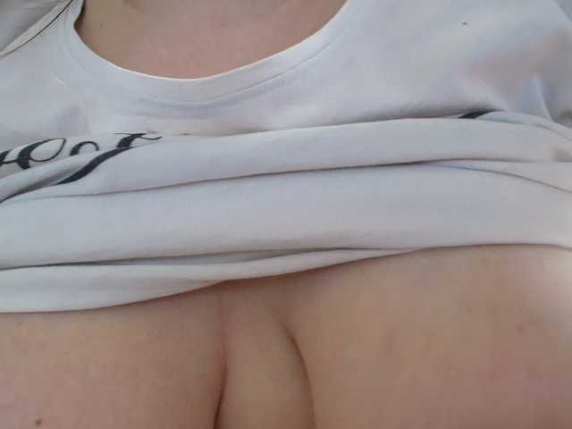 MySky23's BongaCams show and profile