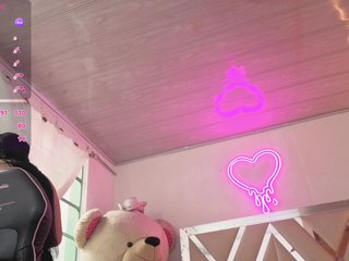 MILAH-TAY Porn Show