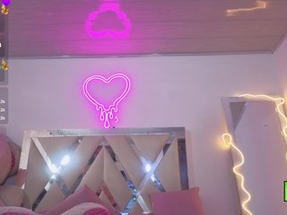 MILAH-TAY Porn Show