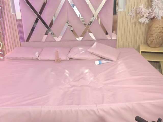 MILAH-TAY live cam on BongaCams