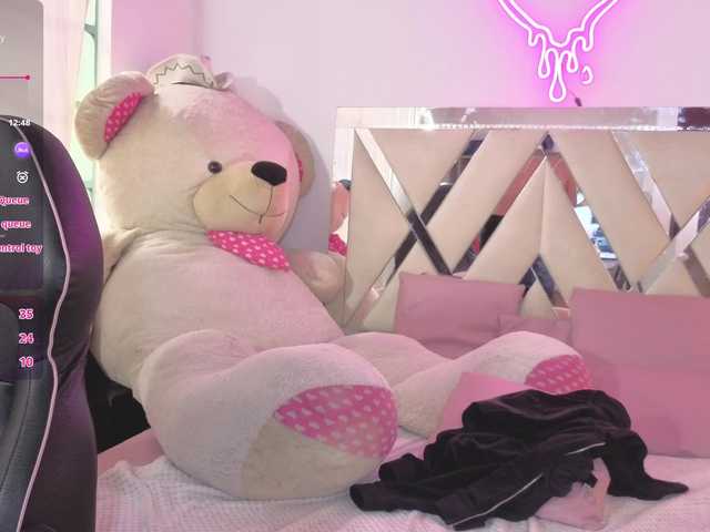MILAH-TAY live cam on BongaCams
