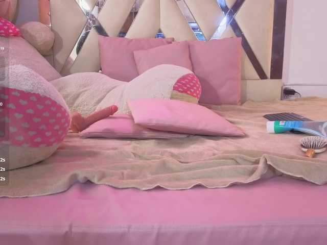 MILAH-TAY live cam on BongaCams