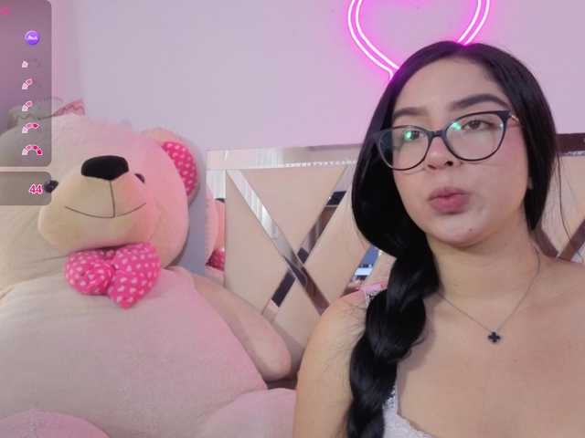 MILAH-TAY live cam on BongaCams