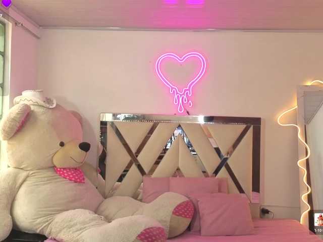MILAH-TAY live cam on BongaCams