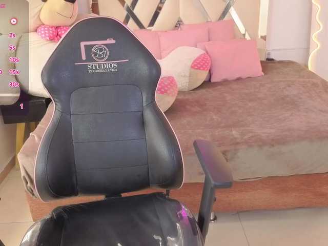 MILAH-TAY live cam on BongaCams