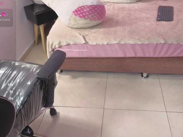 MILAH-TAY live cam on BongaCams