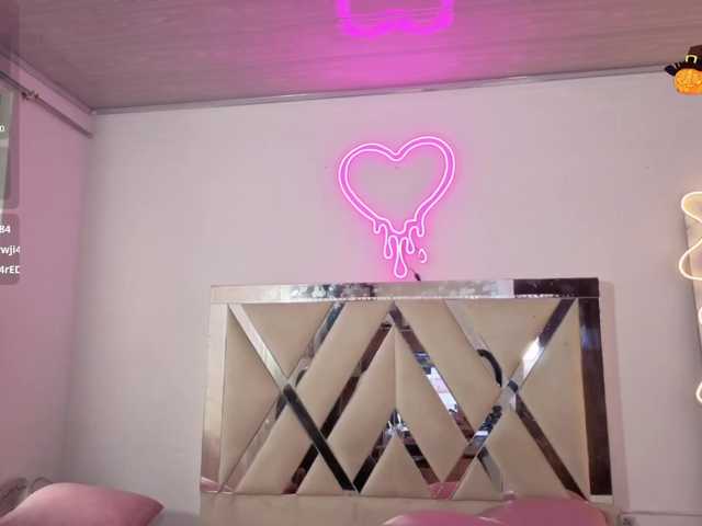 MILAH-TAY live cam on BongaCams
