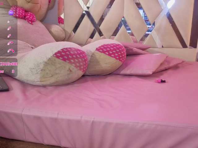 MILAH-TAY live cam on BongaCams