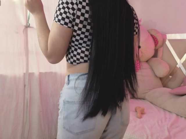 MILAH-TAY's BongaCams show and profile