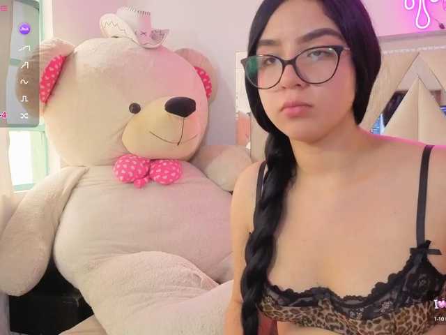 MILAH-TAY live cam on BongaCams