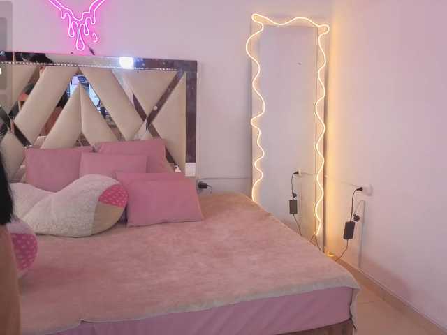 MILAH-TAY live cam on BongaCams