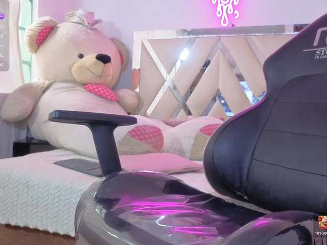 MILAH-TAY live cam on BongaCams