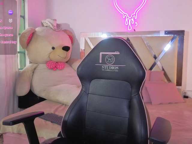 MILAH-TAY live cam on BongaCams
