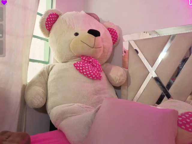 MILAH-TAY live cam on BongaCams