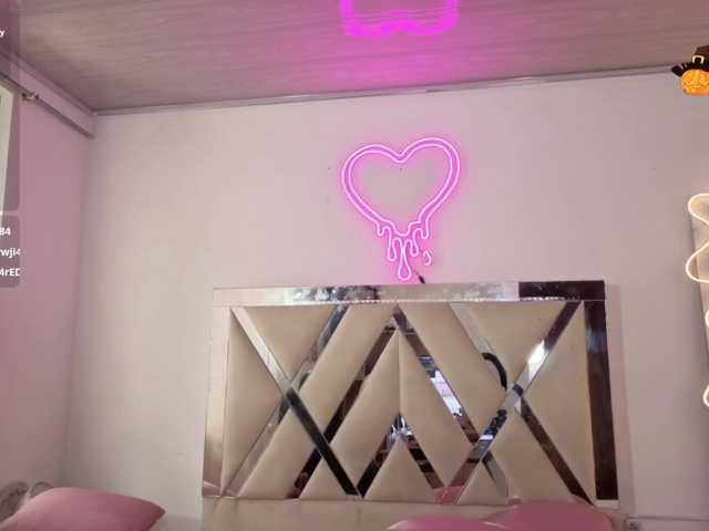 MILAH-TAY live cam on BongaCams