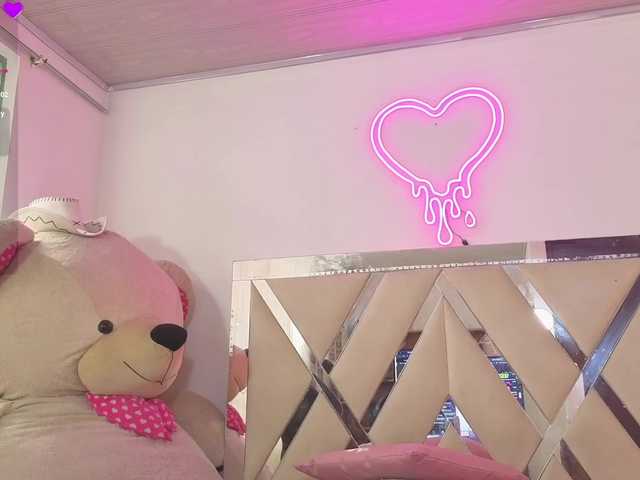 MILAH-TAY live cam on BongaCams