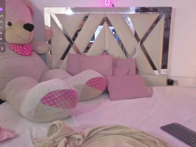 MILAH-TAY live cam on BongaCams