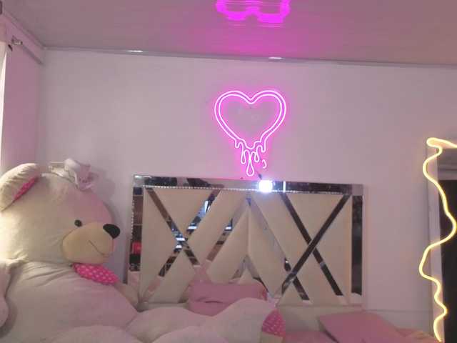 MILAH-TAY live cam on BongaCams