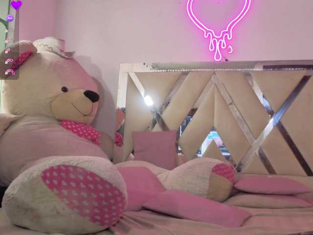MILAH-TAY live cam on BongaCams