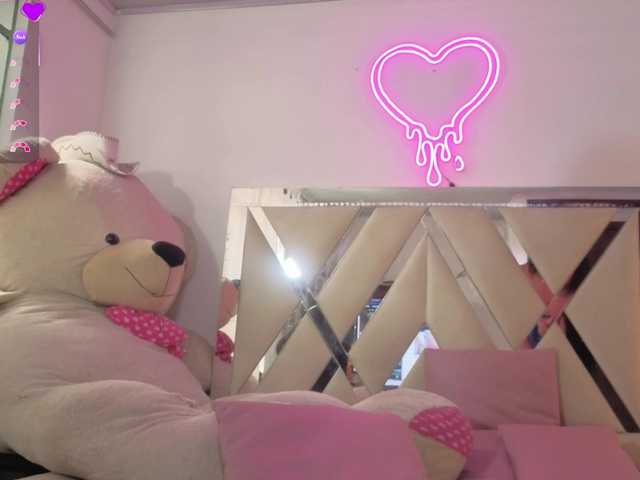 MILAH-TAY live cam on BongaCams