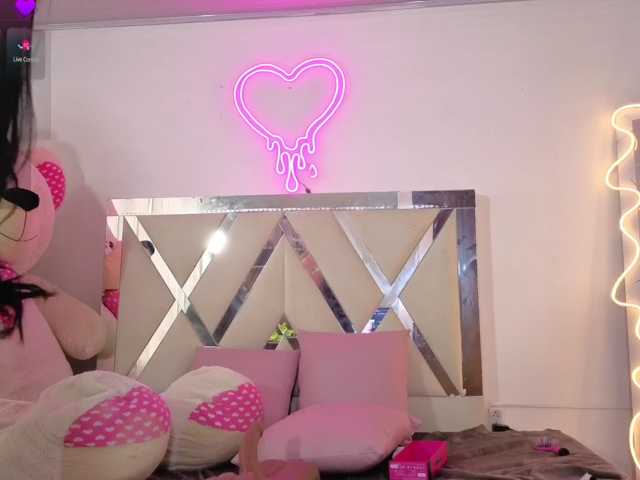 MILAH-TAY live cam on BongaCams