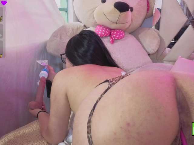 MILAH-TAY live cam on BongaCams