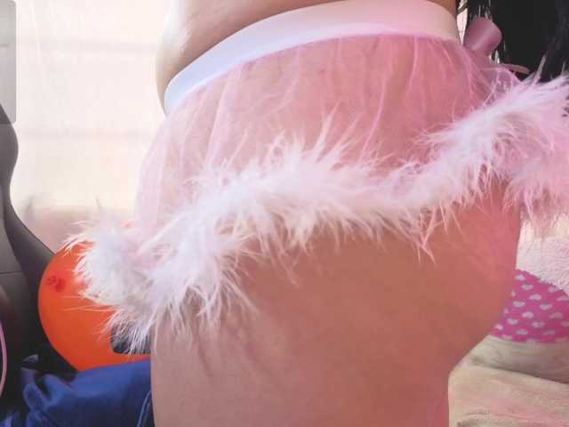 MILAH-TAY live cam on BongaCams