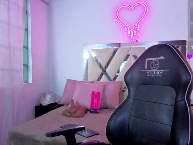 MILAH-TAY live cam on BongaCams