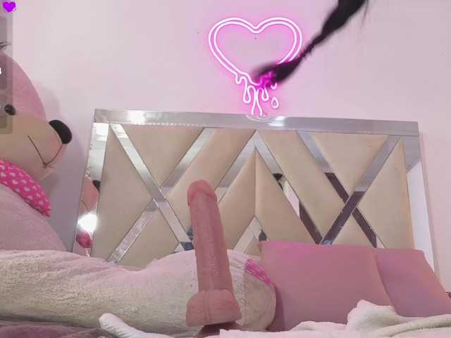 MILAH-TAY live cam on BongaCams