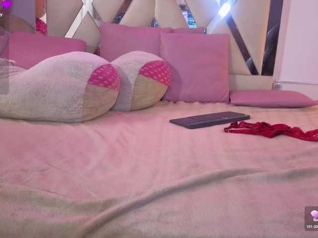 MILAH-TAY live cam on BongaCams