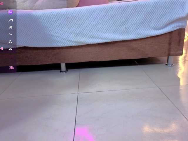 MILAH-TAY live cam on BongaCams