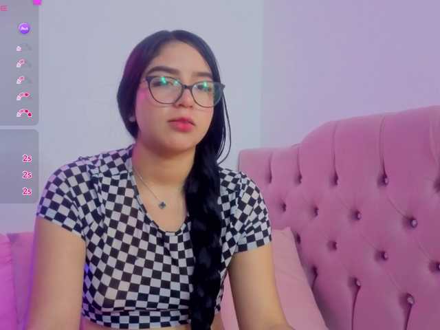 MILAH-TAY live cam on BongaCams