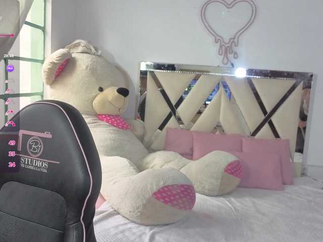 MILAH-TAY live cam on BongaCams
