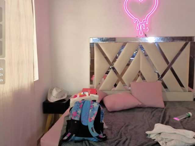 MILAH-TAY live cam preview