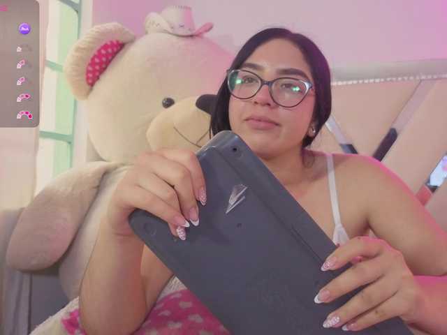 MILAH-TAY live cam on BongaCams