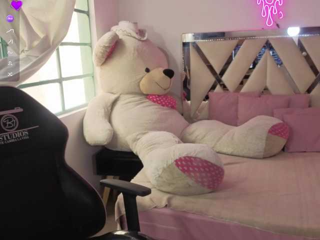 MILAH-TAY live cam on BongaCams