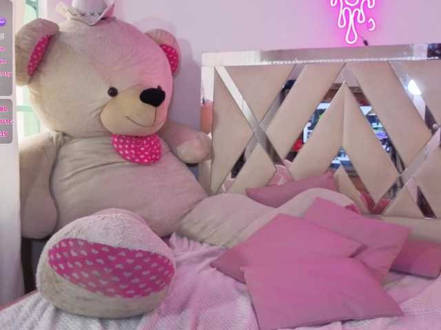 MILAH-TAY live cam on BongaCams