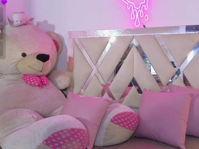 MILAH-TAY live cam on BongaCams