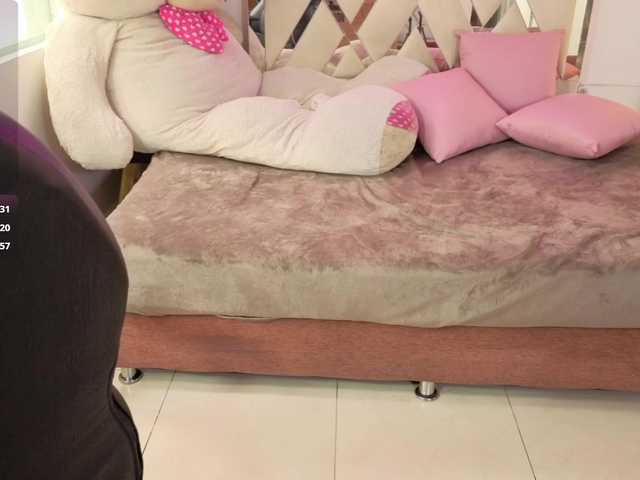 MILAH-TAY live cam on BongaCams