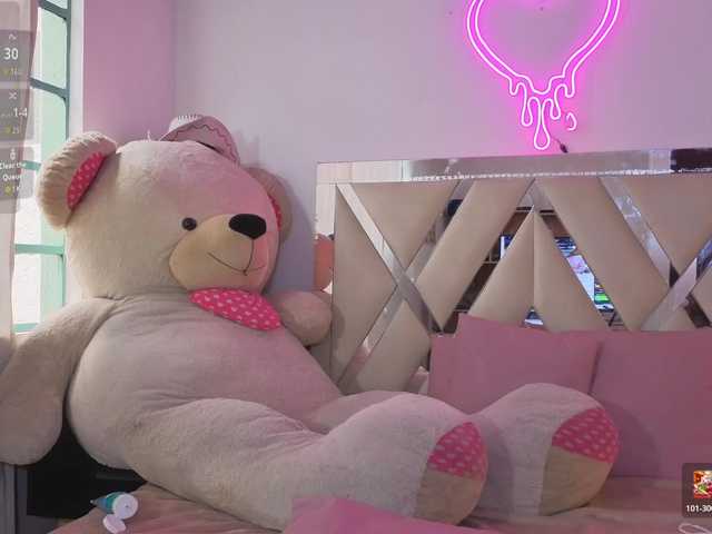 MILAH-TAY live webcam show