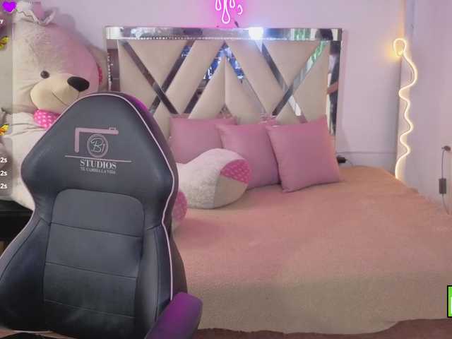 MILAH-TAY live cam on BongaCams