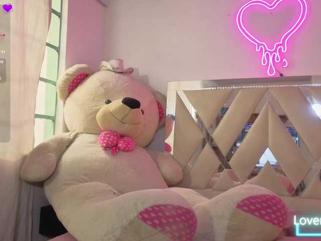 MILAH-TAY live cam on BongaCams