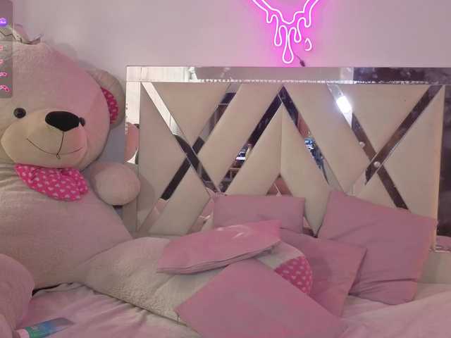 MILAH-TAY live cam on BongaCams