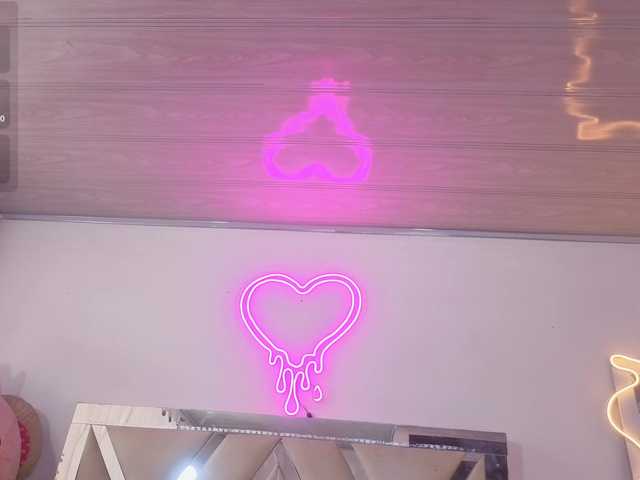 MILAH-TAY live cam on BongaCams
