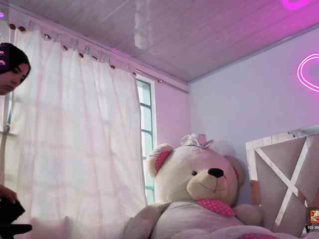 MILAH-TAY webcam