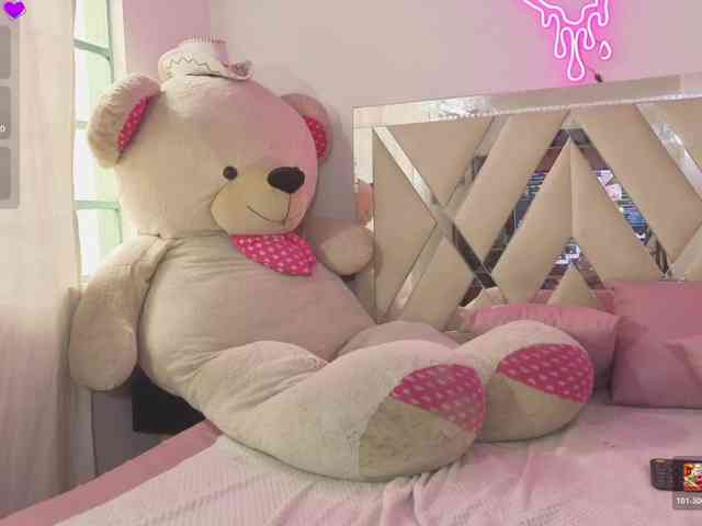 MILAH-TAY webcam