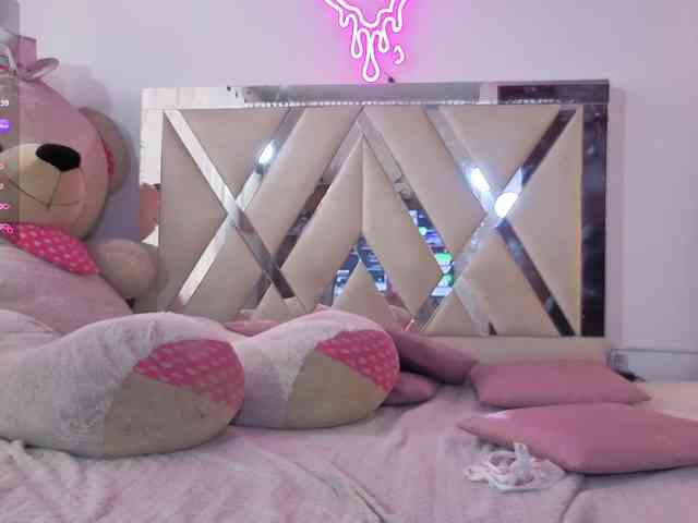 MILAH-TAY webcam