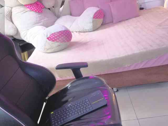 MILAH-TAY webcam