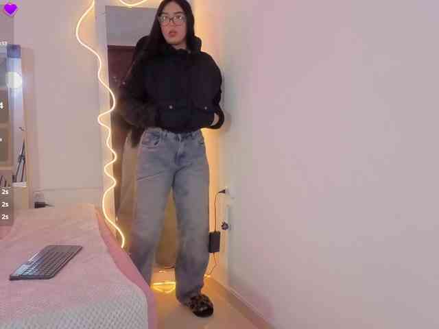 MILAH-TAY webcam