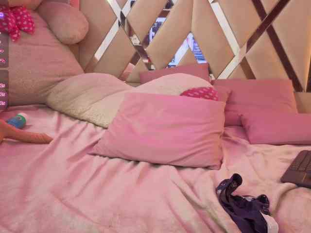 MILAH-TAY webcam